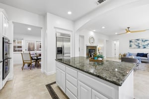 104 Macedon Ct-S1010-022.jpg