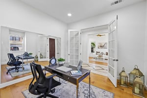 104 Macedon Ct-S1010-029.jpg