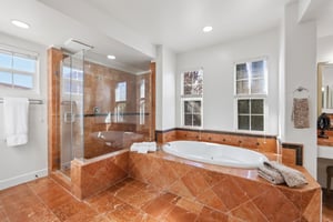 104 Macedon Ct-S1010-054.jpg