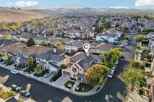104 Macedon Ct-S1010-072.jpg
