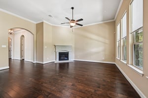 Maxwell Way 32-S1909-010.jpg