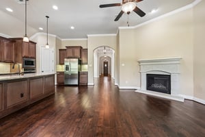 Maxwell Way 32-S1909-014.jpg