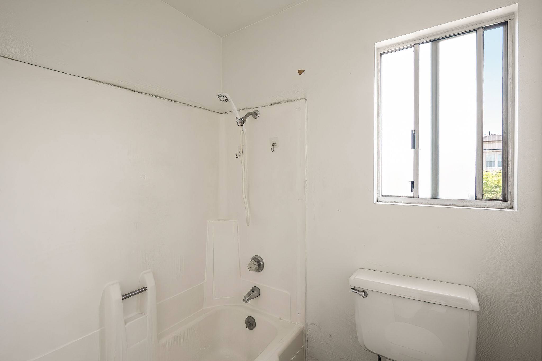 104 N Atlantic Blvd D-14-2