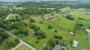  104 Nestledown Crossing, Bell Buckle, TN 37020, US Photo 22