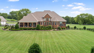  104 Nestledown Crossing, Bell Buckle, TN 37020, US Photo 17
