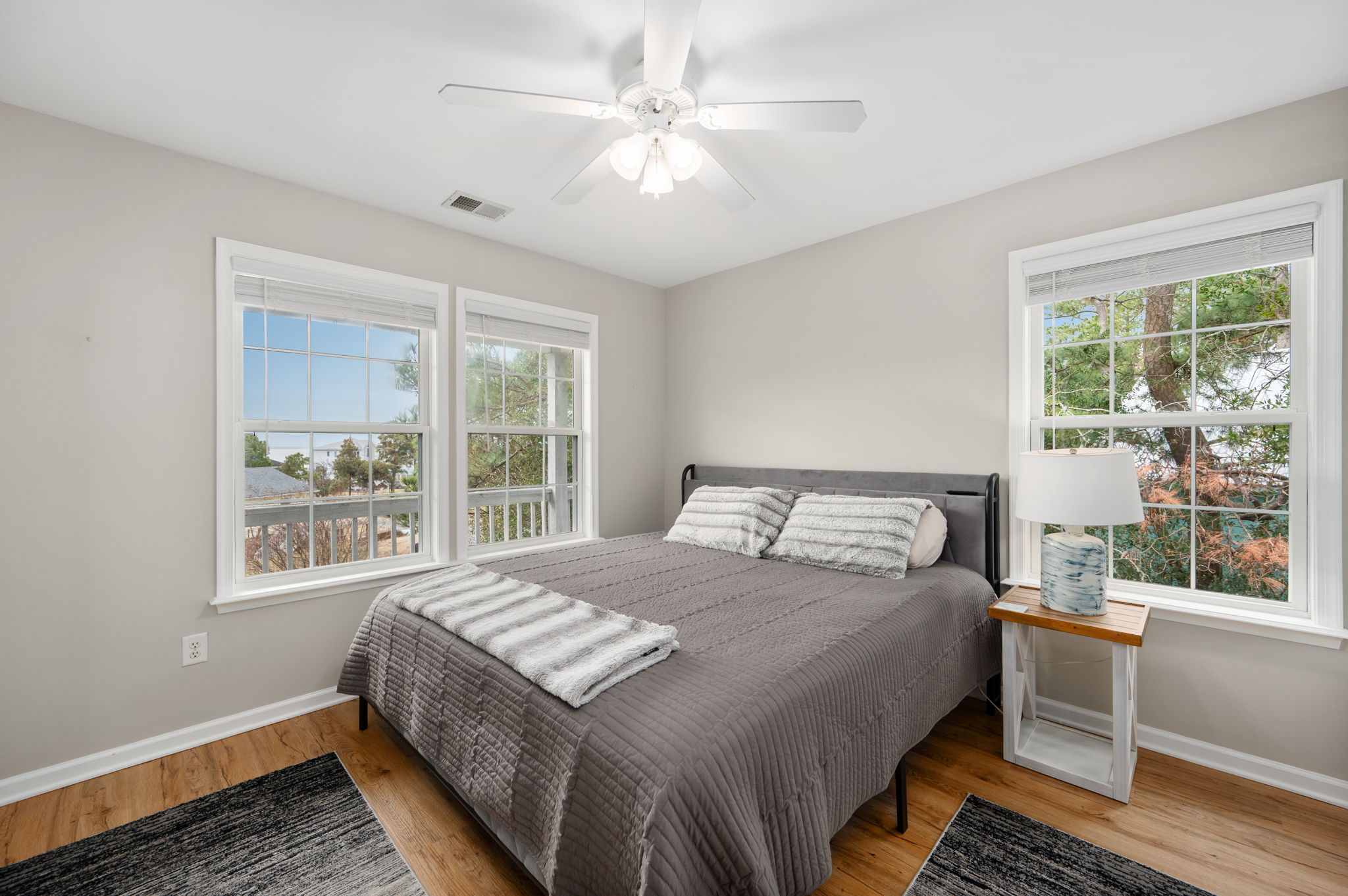 104-Prince-Charles-Ct-BR2