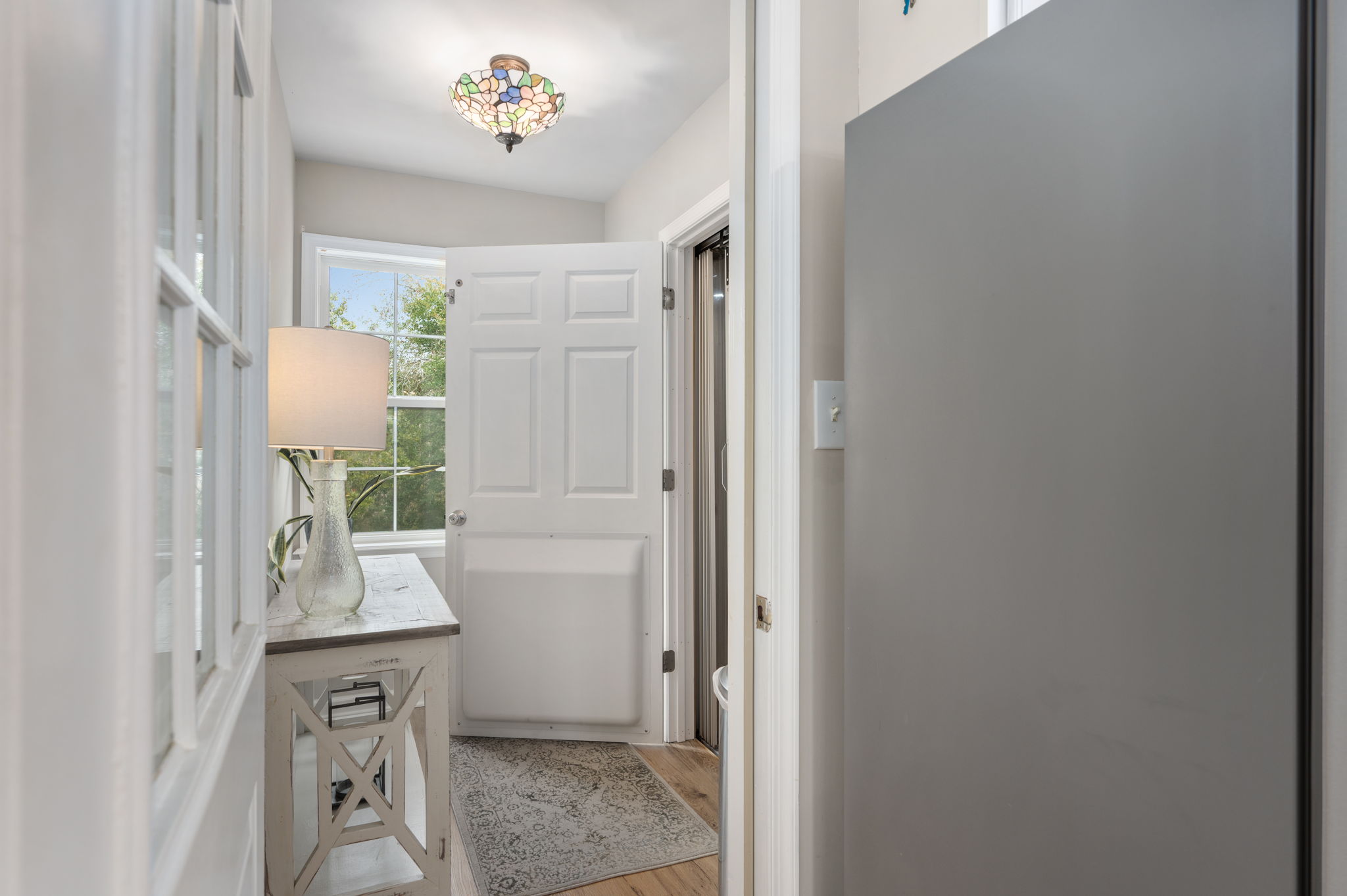 104-Prince-Charles-Ct-Elevator