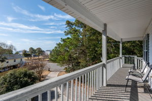 104-Prince-Charles-Ct-TL-Deck-V2