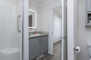 BedroomPrimaryBath-1