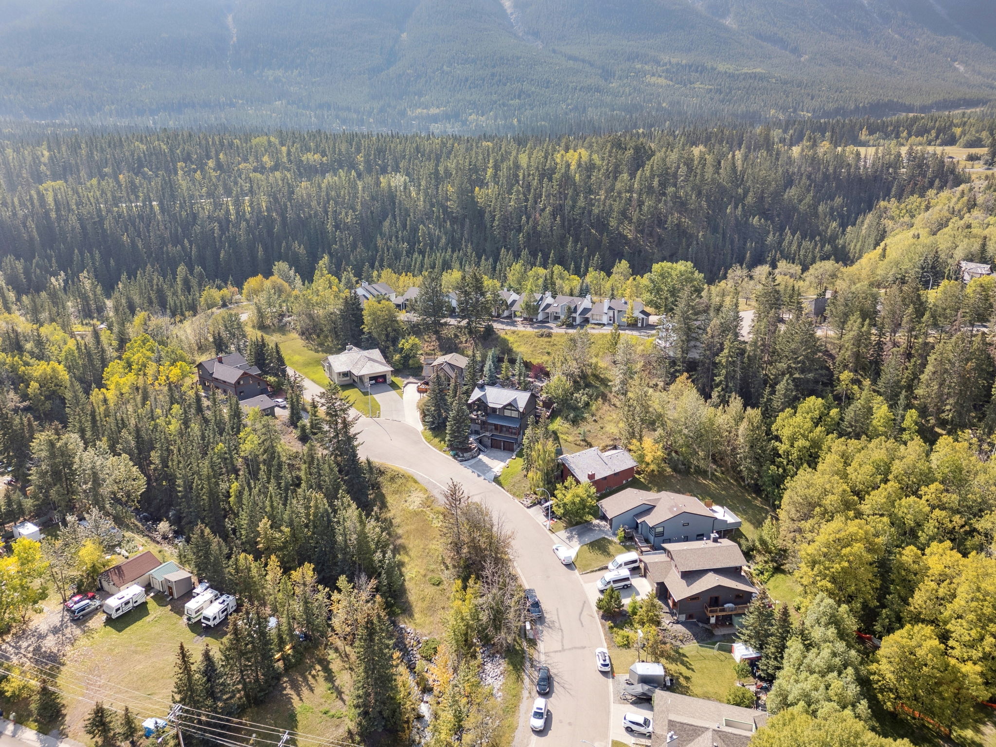 09.12.2025 - Kelly MacMillan - 104 Rummel Pl, Canmore - Drone_6