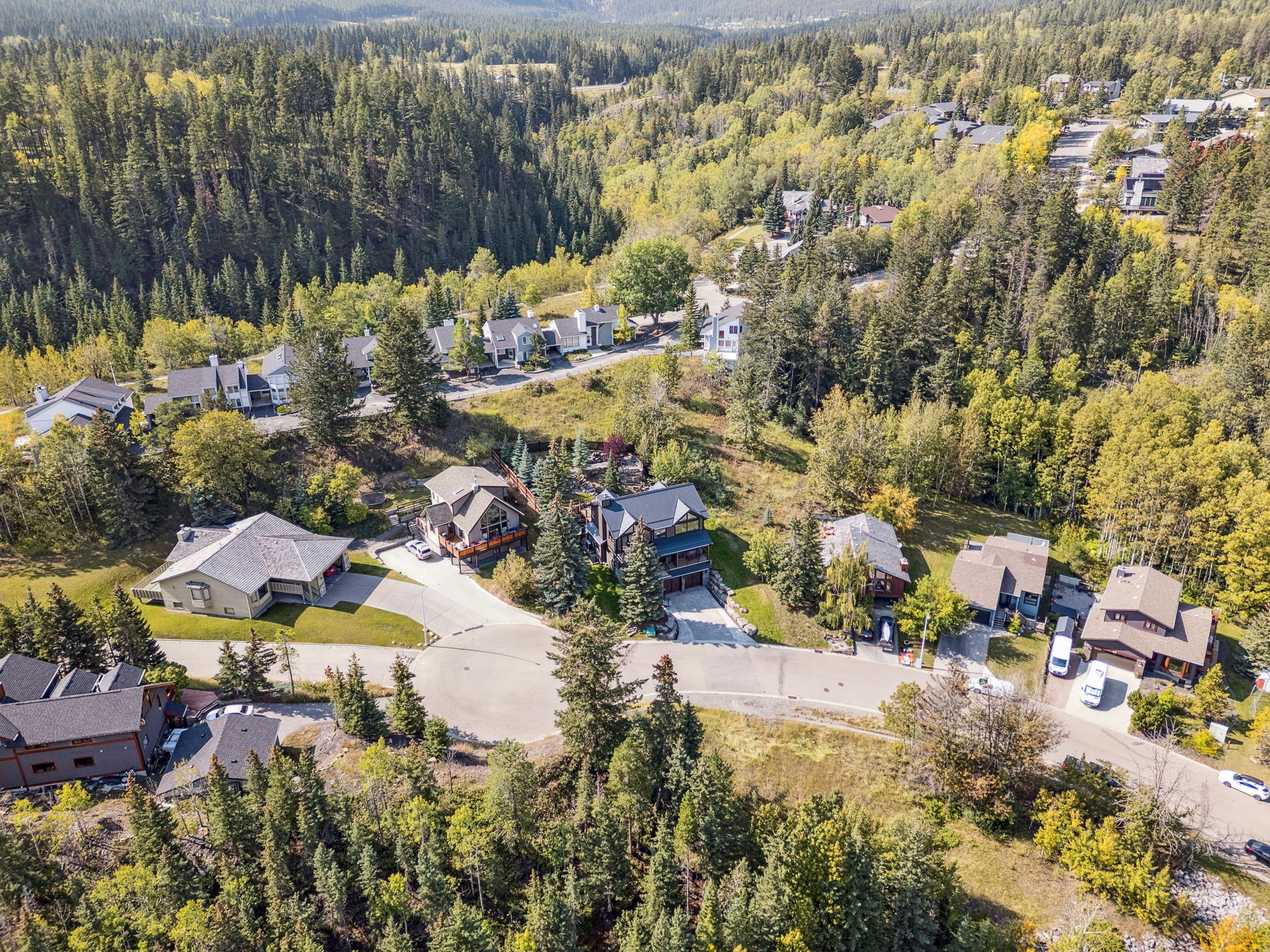09.12.2025 - Kelly MacMillan - 104 Rummel Pl, Canmore - Drone_7
