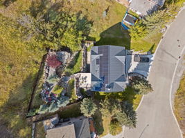09.12.2025 - Kelly MacMillan - 104 Rummel Pl, Canmore - Drone_3