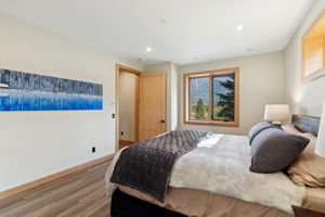 09.12.2025 - Kelly MacMillan - 104 Rummel Pl, Canmore_11