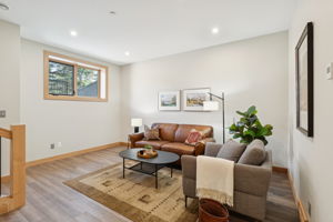 09.12.2025 - Kelly MacMillan - 104 Rummel Pl, Canmore_30