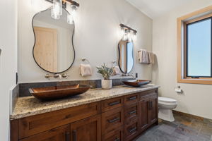 09.12.2025 - Kelly MacMillan - 104 Rummel Pl, Canmore_35