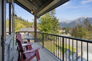 09.12.2025 - Kelly MacMillan - 104 Rummel Pl, Canmore_36