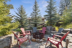 09.12.2025 - Kelly MacMillan - 104 Rummel Pl, Canmore_44