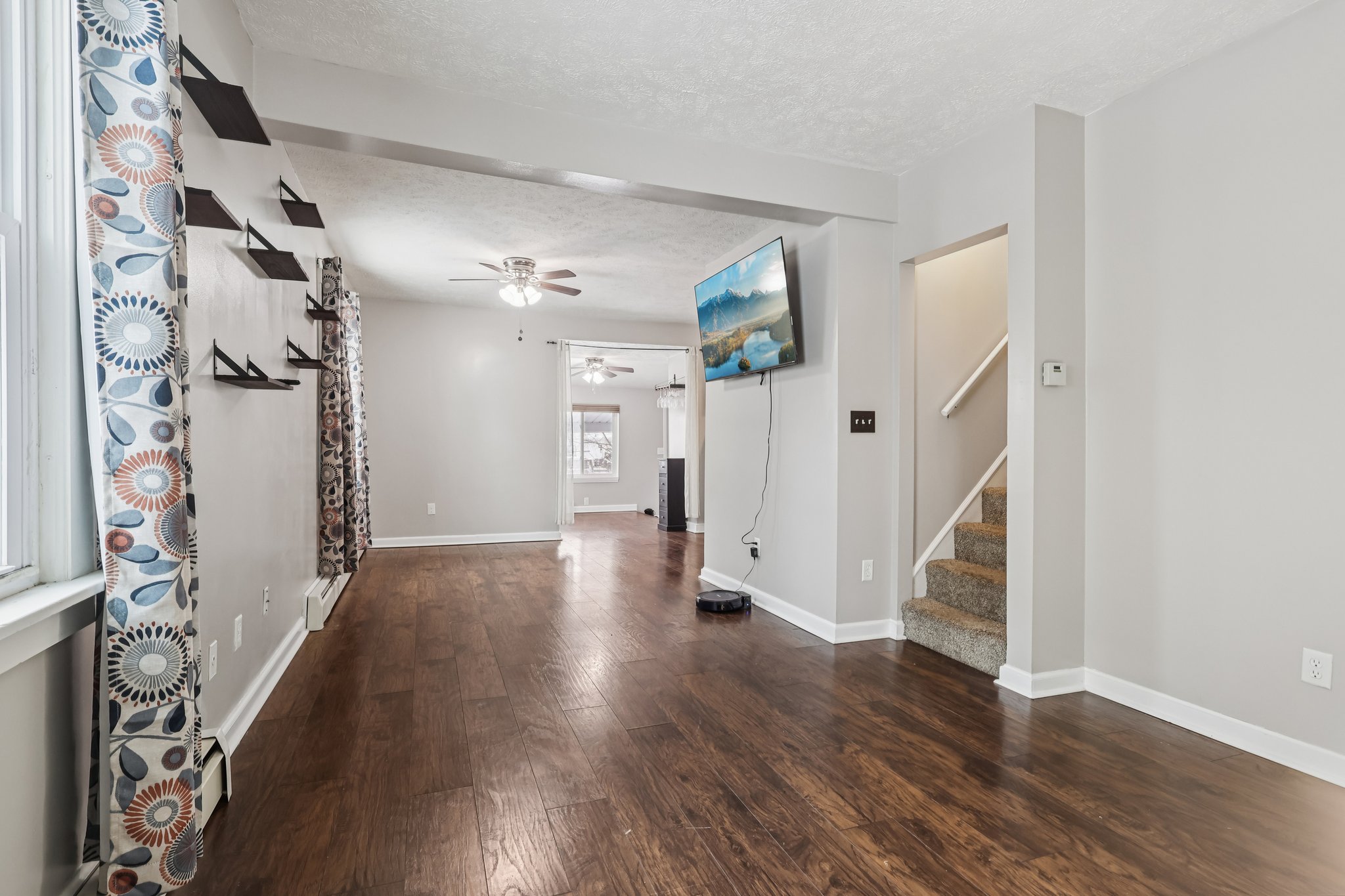 S Cedar St-S2402-005.jpg