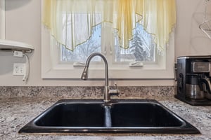 S Cedar St-S2402-013.jpg