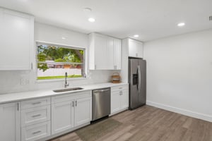 S Hercules Ave-S0807-014.jpg