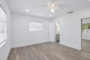 S Hercules Ave-S0807-018.jpg