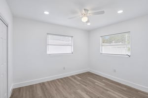 S Hercules Ave-S0807-023.jpg