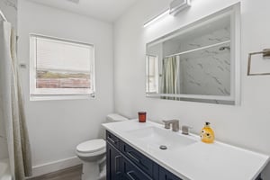S Hercules Ave-S0807-025.jpg