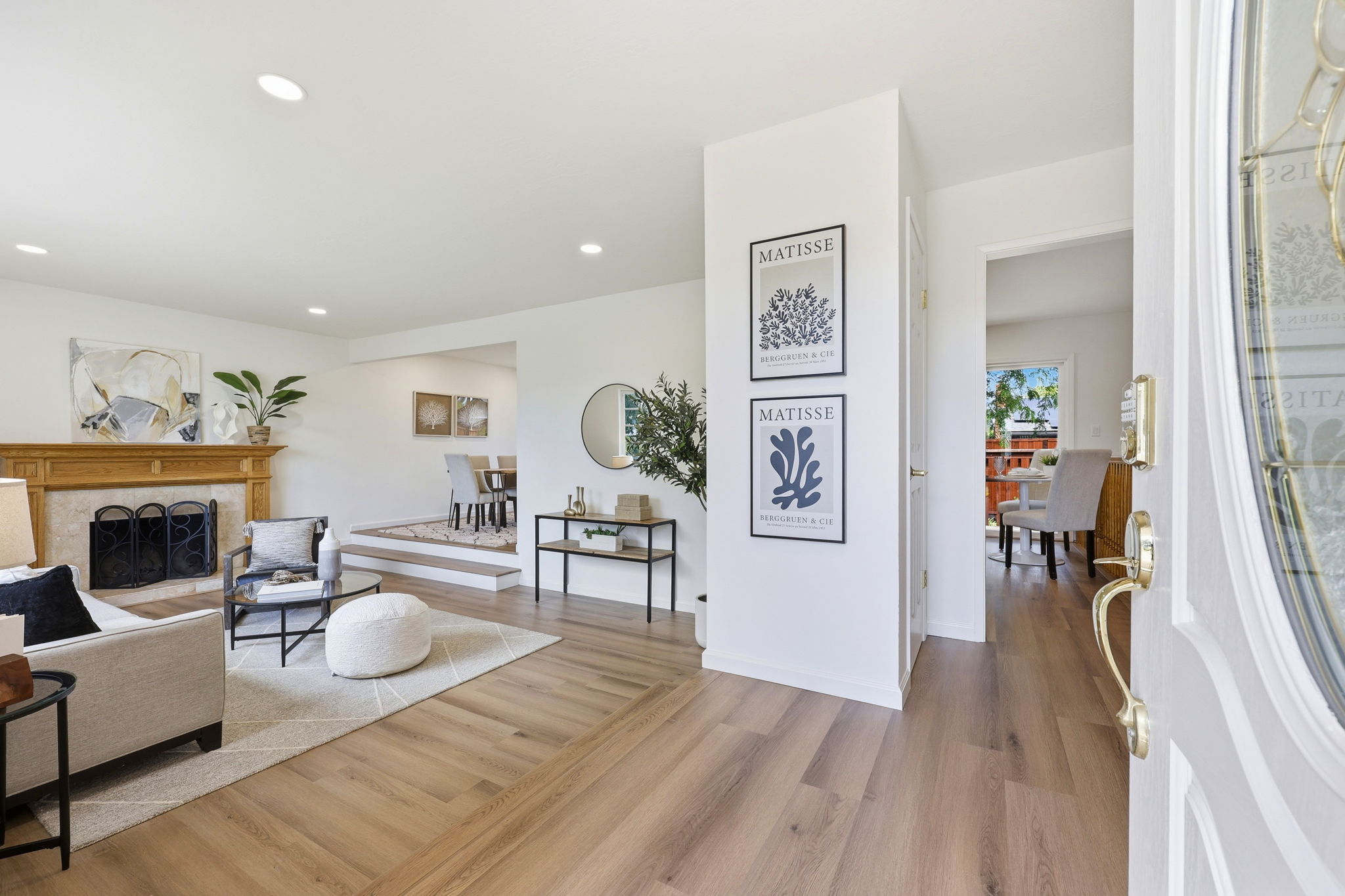 006_F8_104 Scarboro Pl