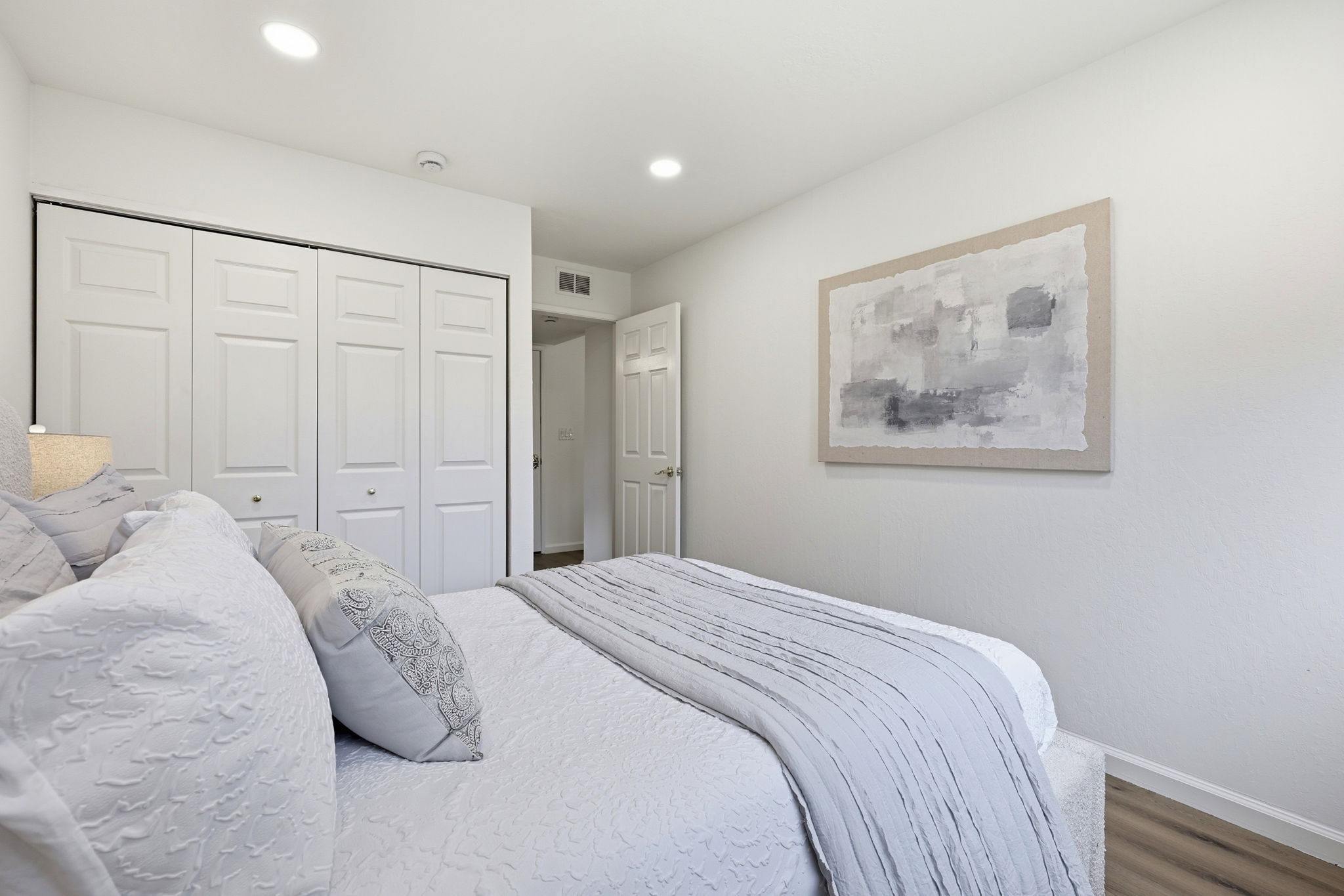 028_F8_104 Scarboro Pl