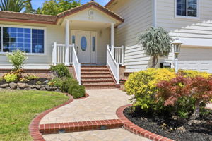 004_F8_104 Scarboro Pl