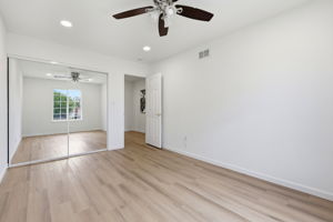 033_F8_104 Scarboro Pl