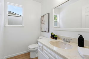 036_F8_104 Scarboro Pl