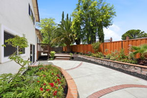 042_F8_104 Scarboro Pl