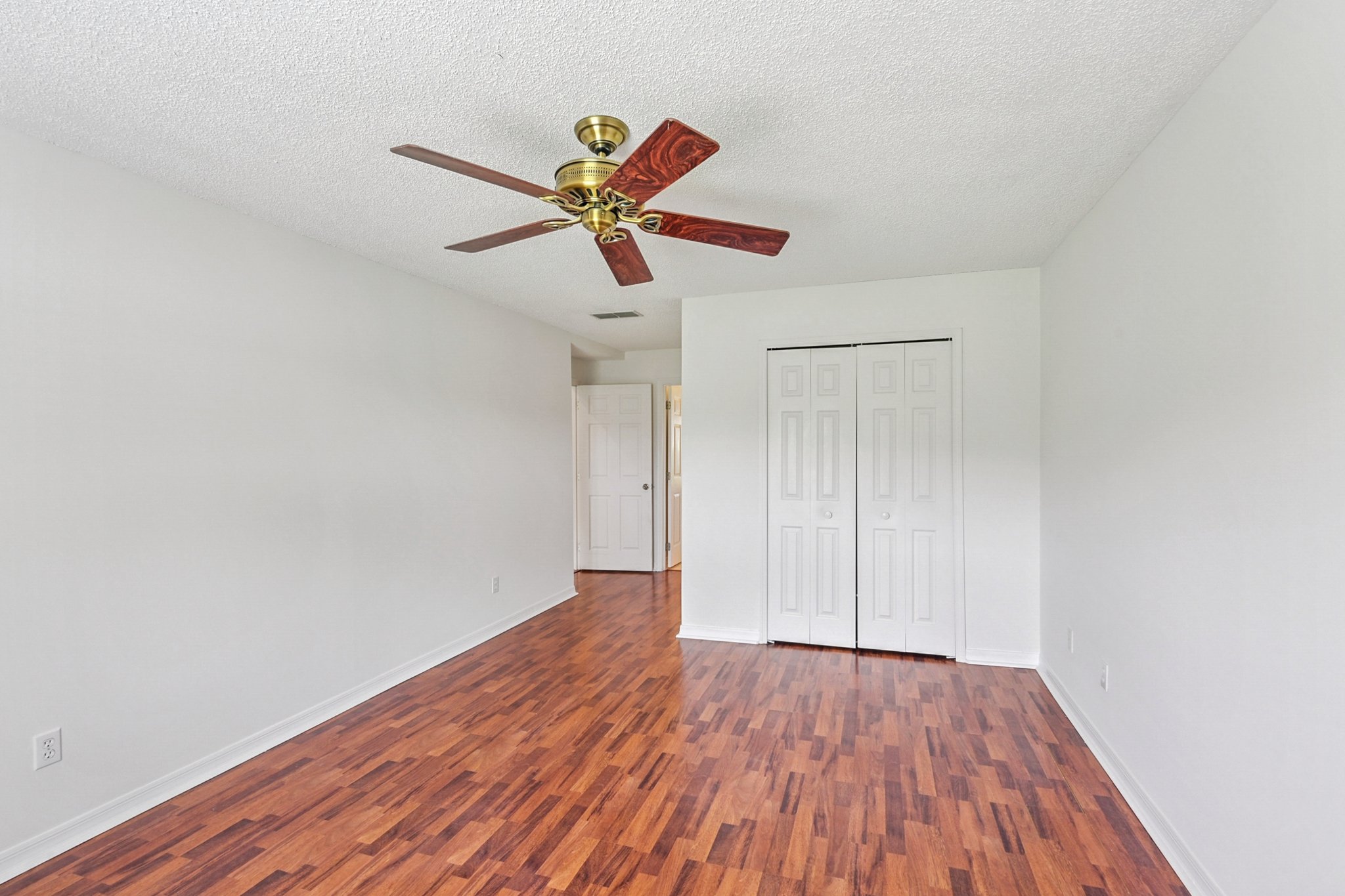 Seaside Cir-0406-020.jpg