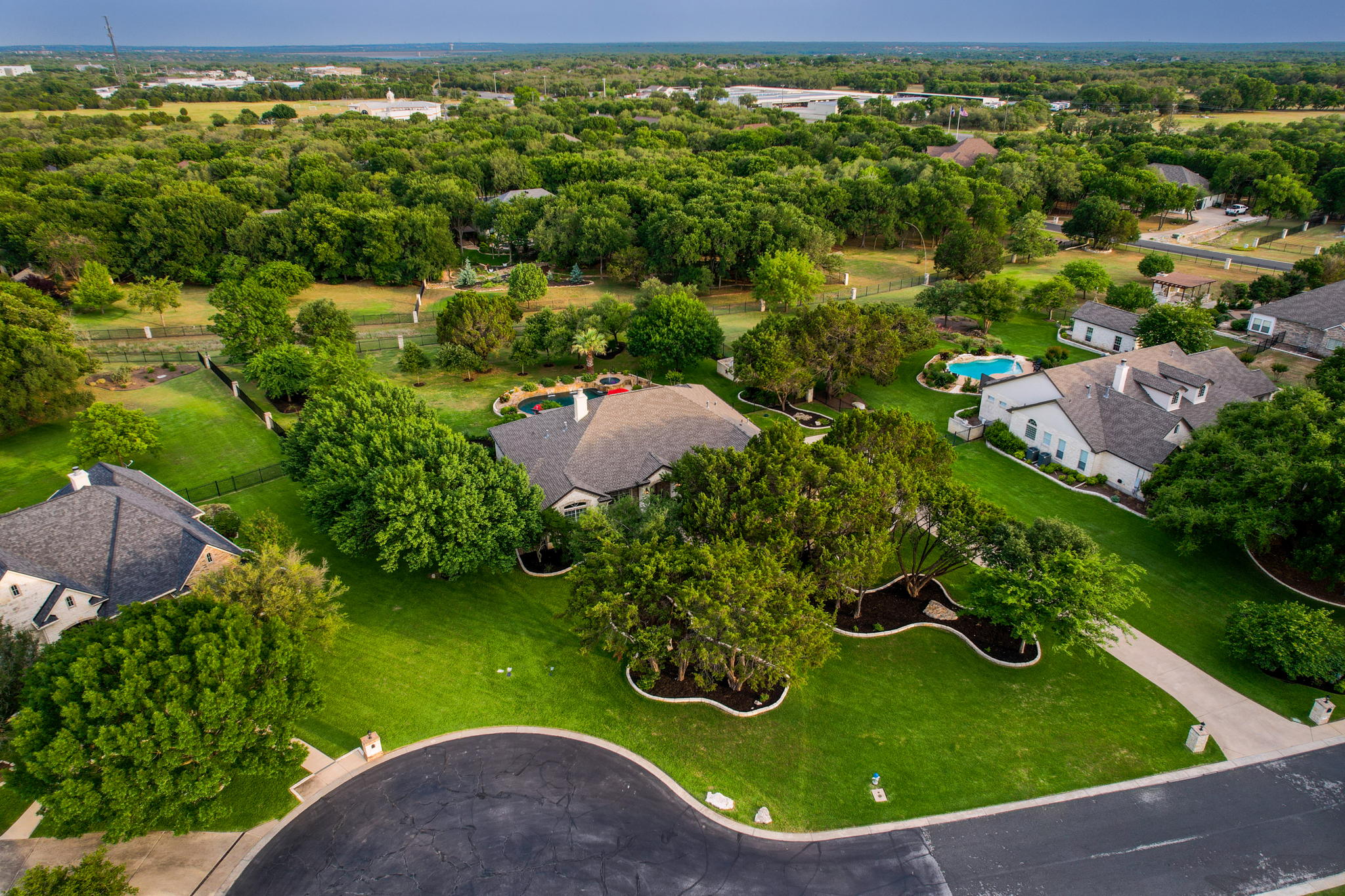 104 Shady Grove, Georgetown, TX 78633, USA Photo 61