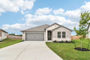 San Antonio-EAST-Legendary Trails-104 Shelton Pass Cibolo TX 78108-001