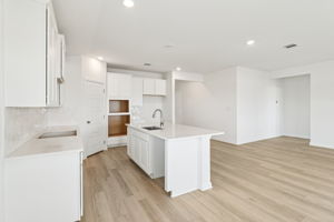 San Antonio-EAST-Legendary Trails-104 Shelton Pass Cibolo TX 78108-014