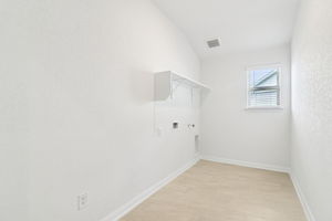 San Antonio-EAST-Legendary Trails-104 Shelton Pass Cibolo TX 78108-032