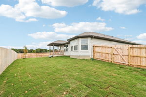 San Antonio-EAST-Legendary Trails-104 Shelton Pass Cibolo TX 78108-042