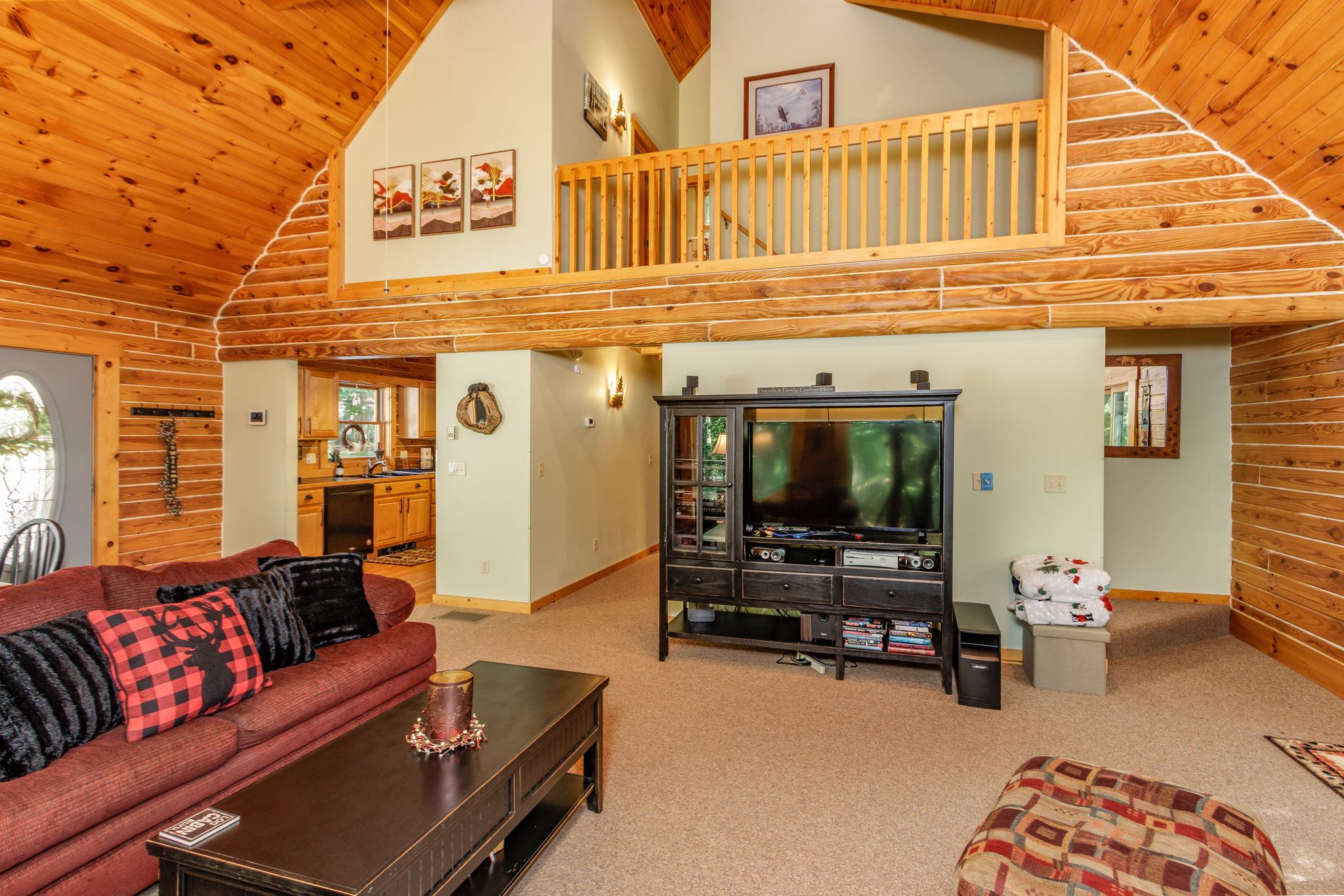 140 Tenderfoot Rd Photo 3