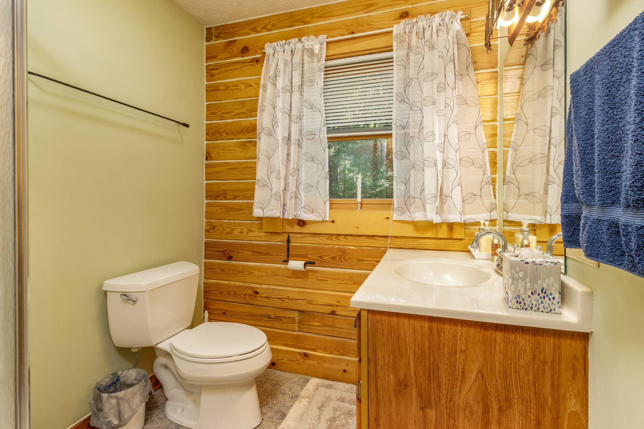 140 Tenderfoot Rd Photo 19