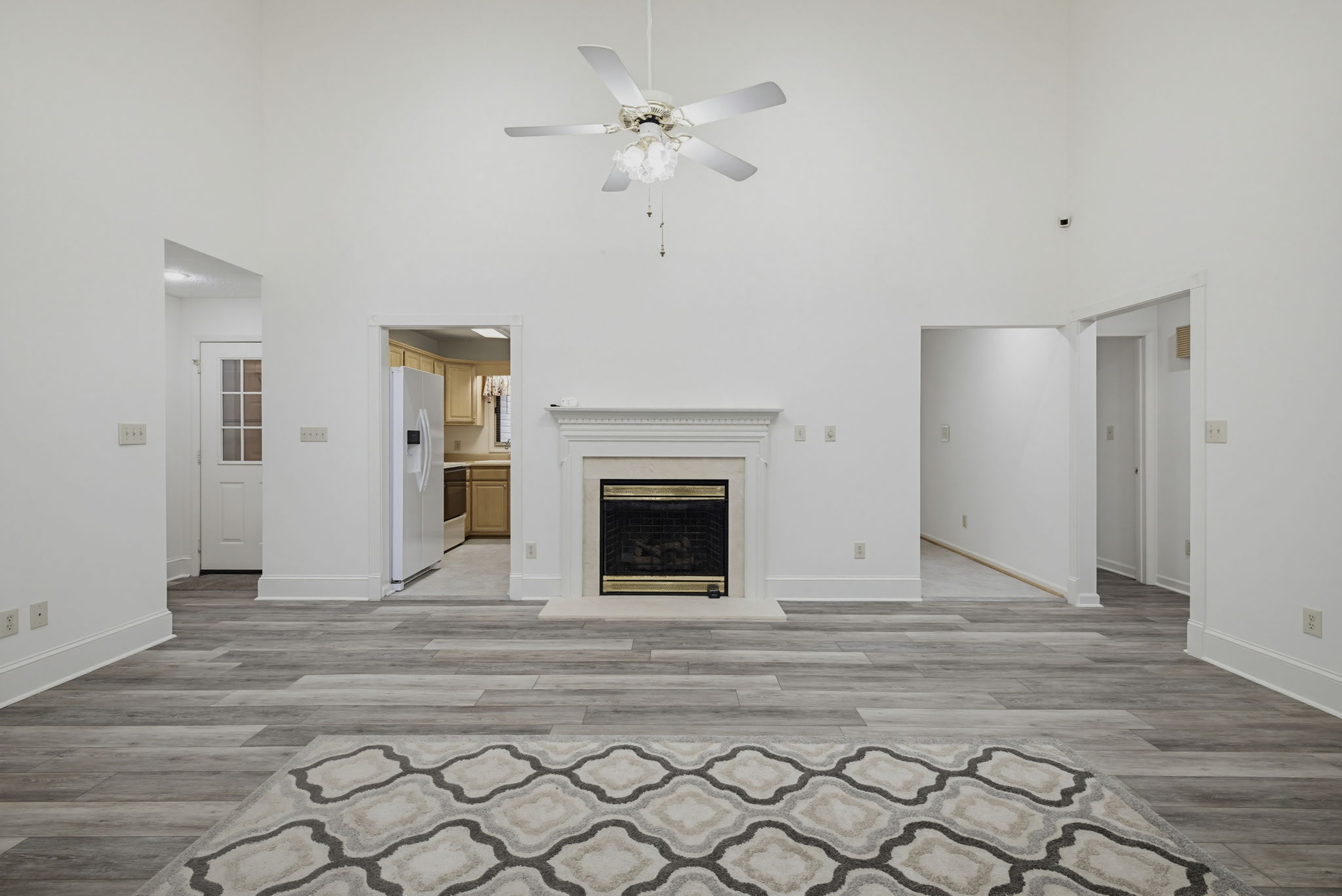 104 Willowbrook Dr-11
