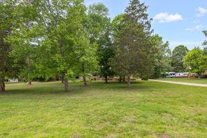 104 Willowbrook Dr-1