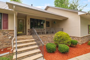 104 Willowbrook Dr-6
