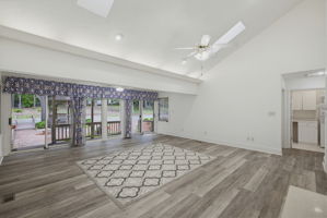 104 Willowbrook Dr-8