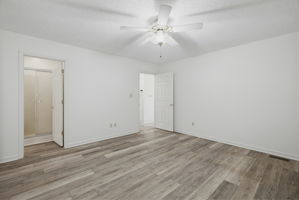 104 Willowbrook Dr-22