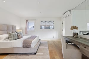 4th St-L0111-029.jpg