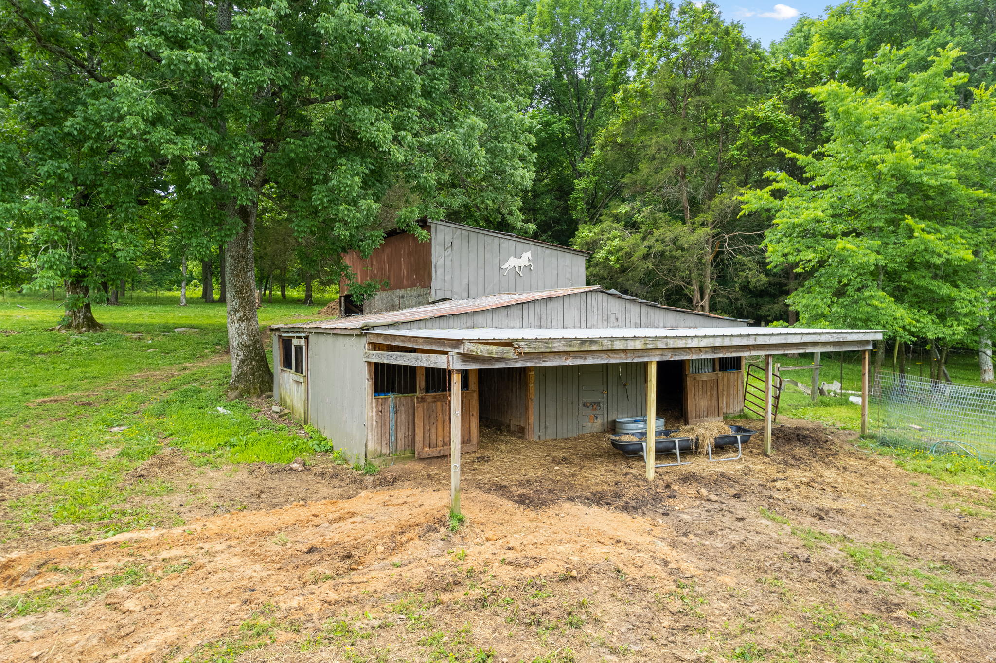 1040 Old Rome Pike, Lebanon, TN 37087 Justin L Fricke Media