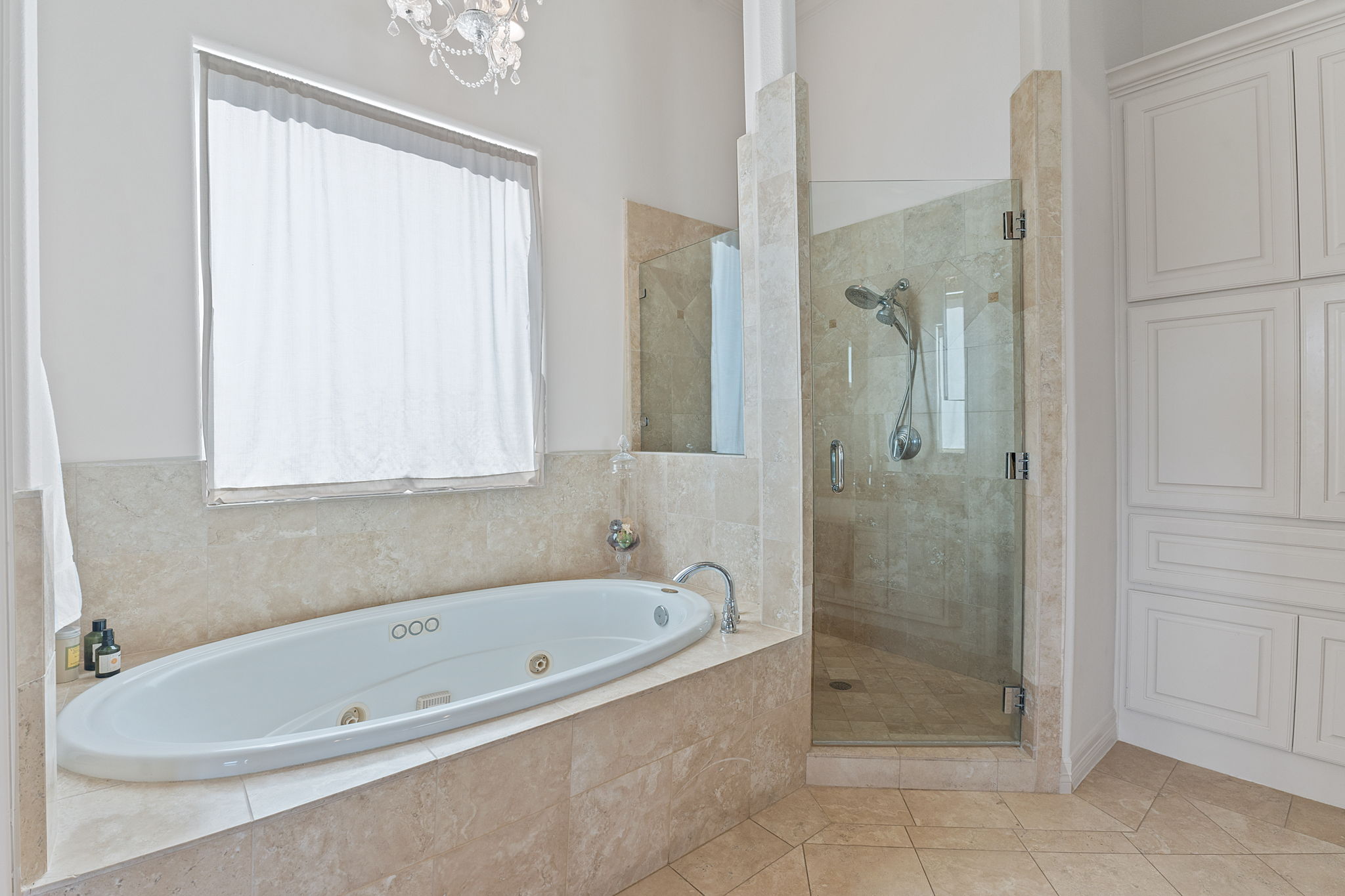 Jacuzzi Tub and Walk in Shower