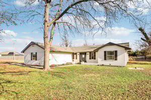 NW 15th Dr-002.jpg